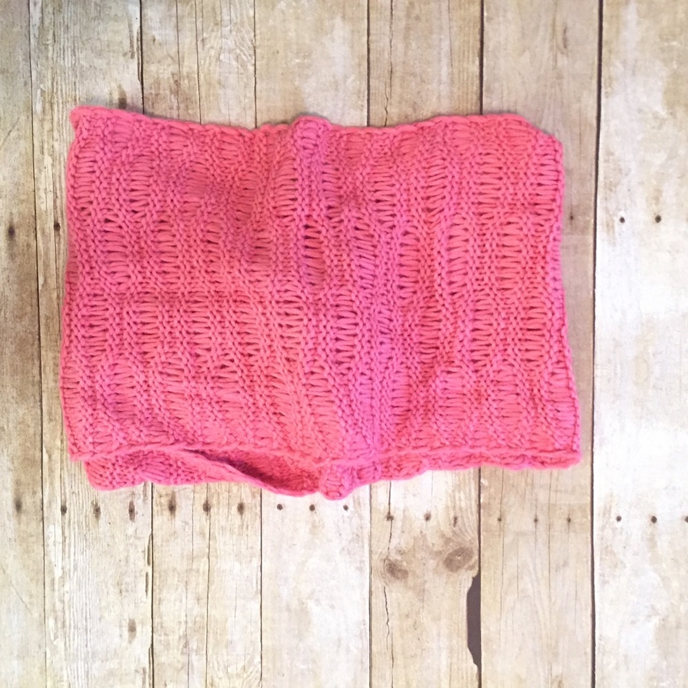 Pink Uni-Scarf - Picture 3 of 5